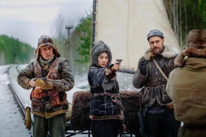 片《红丝绸》主打史诗+悬疑开元棋牌试玩中俄合拍谍战(图2)